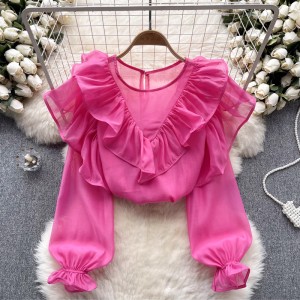 Wearing a French top with sweet ruffled edges, slim fit and versatile pullover shirt, women's age reducing bubble sleeves, chiffon shirt, spring