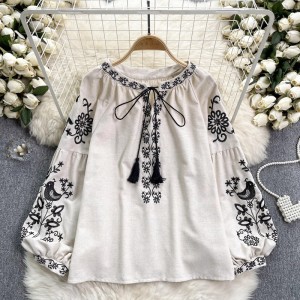 Ethnic style retro heavy industry embroidery lace up tassel round neck loose and slimming, age reducing bubble sleeve top for women's vacation shirt