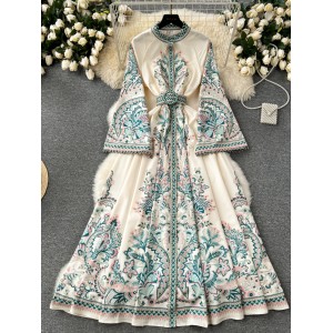 Spring New French Retro Palace Style Printed Dress for Women with High Grade Feel Loose Waist Flare Sleeve Dress