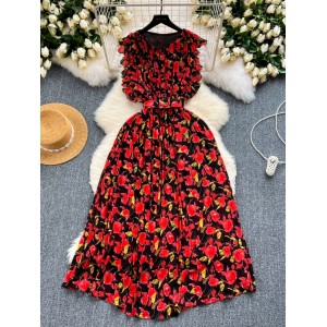 French light luxury and high-end floral dress for women in summer with a tapered waist and sleeveless design, feeling niche and super immortal temperament long skirt
