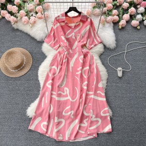 Summer Dress for Women 2024 New Tea Break French Retro Short sleeved Print Wrapped Waist for Slim Appearance Holiday Long Dress