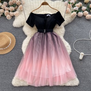 High end niche design contrasting color one shoulder dress for summer women's wear, small mesh waist princess skirt