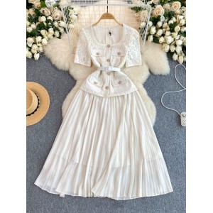 French style small fragrance dress for women, high-end and exquisite temperament, square collar lace patchwork pleated long skirt, socialite dress dress