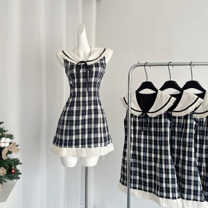 Yang Xiaojuan 7/8 20:00 95% off Miu series gold navy neck girlish plaid sleeveless dress