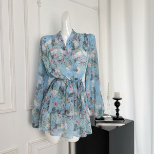 TOUCHIN positioning oil painting printed silk dress with vacation style V-neck lantern sleeves ruffle edge short skirt