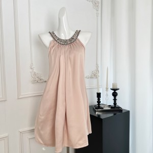 Graceful heiress goddess Fan exquisite rhinestone sleeveless off shoulder dress with feminine temperament, socialite heiress style satin dress