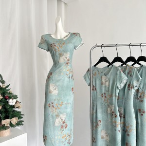 Click to receive a 10 yuan coupon for a mirror flower light new Chinese retro improved temperament dress, women's summer green dress