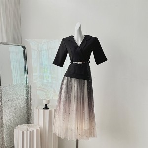 Early autumn new design sense, niche temperament, fake two piece mesh dress, dress with belt included