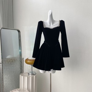 Real shot spot square collar mid waist French long sleeved retro dress, heavy-duty nail diamond velvet dress