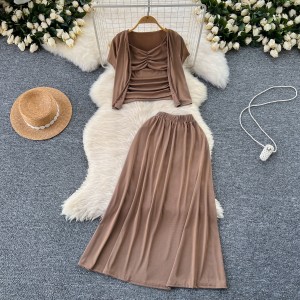 Age reducing set for women in Korean fashion, with pleated camisole vest, short sleeved cardigan shawl, and hanging half skirt inside