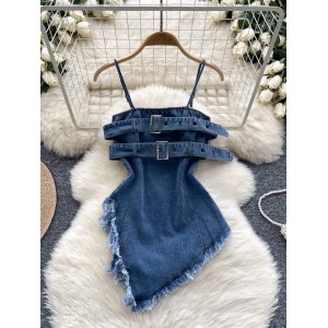 Retro spicy girl style denim camisole vest for women in summer, worn out with irregular edges, high-end design, pure desire top