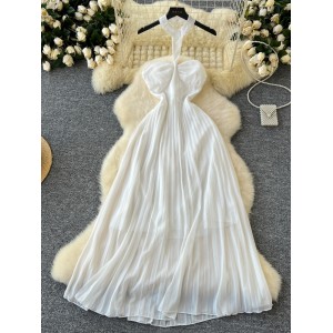 Fairy style dress for women in summer, sexy strapless, neck hanging, suspender, high waist, slimming effect, A-line pleated chiffon vacation long dress