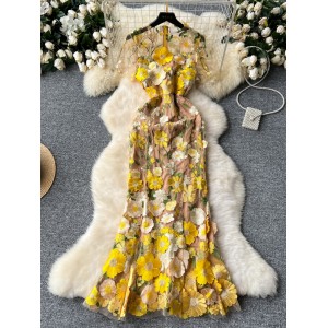 High end dress for women's dinner party, long dress, niche European and American style, heavy embroidery, slim fit and slimming fishtail skirt