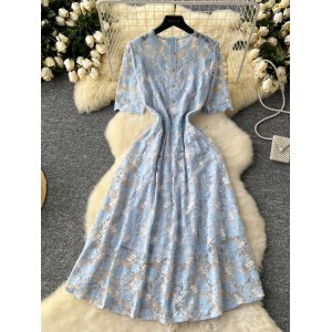 2024 summer new French retro round neck five quarter sleeve waist cinching slimming A-line mid length lace dress for women