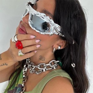 New Y2K Alien Sunglasses for Women Riding Lace Sunglasses for Women 2023 European and American Cross border Wholesale Sunglasses