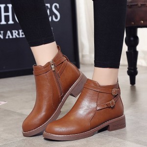 Cross border autumn and winter new Martin boots for women with low heels and belt buckles, short boots for women in large sizes, wholesale of foreign trade women's boots