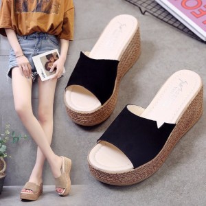 2019 Women's Summer Fashion Outerwear Slippers Korean Edition Tai Po Heel Cool Drag Thick Bottom High Heels Sponge Cake Bottom One Line Slippers