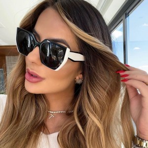 2022 New Fashionable Cat Eye Wide Mirror Leg Sunglasses for Women Ins Foreign Trade Wholesale Sunglasses UV Protection