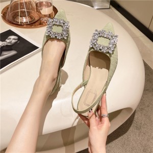 Design sense: niche low heel shoes, French retro single shoes, evening style temperament, socialite water diamond square buckle back strap sandals