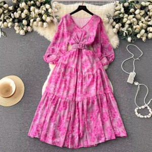 French retro floral dress for women in spring and summer with lantern sleeves design, niche and princess like temperament, big swing skirt