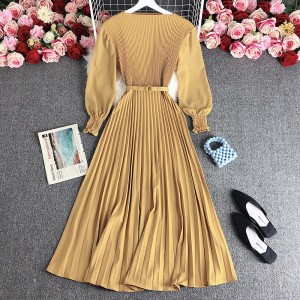 Design sense: pleated skirt, pleated waist, slimming temperament, light mature style, women's clothing, spring new style, French dress, long style