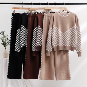 European station small fragrance style socialite temperament early autumn grid age reduction light mature style women's clothing European goods knitted two-piece set trend