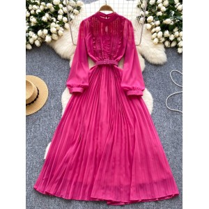 Light luxury French style high-end dress for women in autumn with mesh, black fungus edge, and waist cinching design, exuding a mature and elegant aura. Long skirt