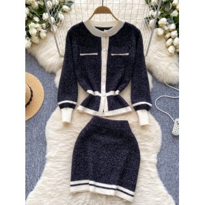 Xiaoxiangfeng set women's autumn and winter French fashion waist cinched round neck contrasting long sleeved knitted sweater jacket, hip hugging skirt