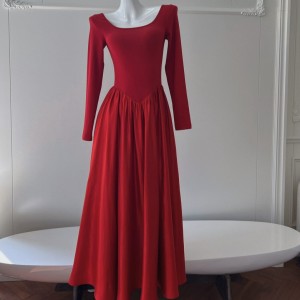 2024 autumn and winter new red long backless dress 68821