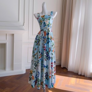 Fashionable and casual temperament, slim fit, waist cinching, vacation long skirt, blue floral print, suspender dress 68712