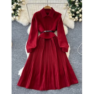 French high-end retro lapel knitted vest with waist cinched and inner dress for women to look slim and elegant, pleated bottom skirt