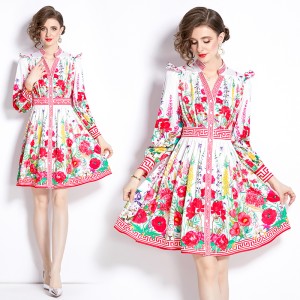 Original in stock | 2024 early spring retro palace style V-neck single breasted lantern sleeve cinched waist slimming dress