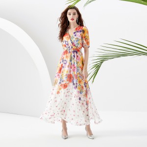 2023 vacation retro palace style V-neck loose lantern short sleeved painted long dress