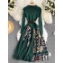 French socialite temperament chic high-end dress summer 2022 new collection waist cinching contrasting color pleated knitted dress