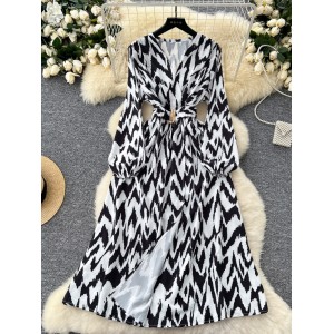 European and American fashion light mature style V-neck lantern sleeve strap cinched waist for slimming temperament zebra print slit dress