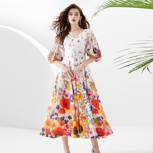 2023 vacation retro palace style V-neck slim fitting lantern sleeve painted long dress