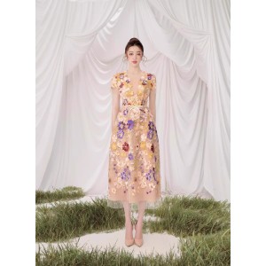 Spot Vietnamese designer's new colorful flower water-soluble embroidery short sleeved V-neck temperament dress 30181