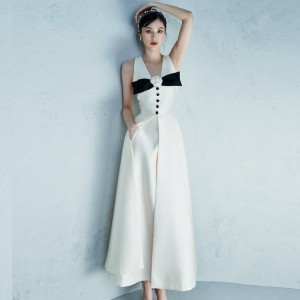 JT Vietnamese designer's new sleeveless dress in stock, black and white V-neck French waist cinched goddess long dress 22048