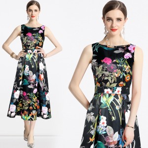 Real time stock sleeveless high waisted dress with three-dimensional cutting and waist cinching A-line skirt