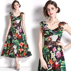 Real shot spot lotus leaf edge floral dress, waist cinching and slimming printed dress