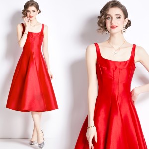 Real time spot 2023 autumn new women's clothing with waist cinching and slimming effect, rose red small dress with suspender dress