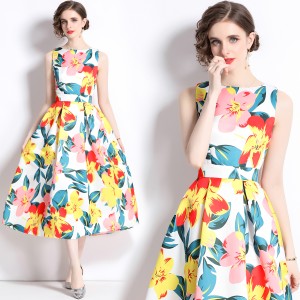 Real time stock sleeveless high waisted dress with three-dimensional cutting and waist cinching A-line skirt