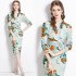 Real shooting of niche printed dresses in stock, women's autumn and winter base, medium to long slim fit, hip hugging skirt