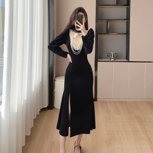 Black evening dress for women 2024 new style, light luxury, niche high-end velvet long sleeved banquet fish tail host skirt 5956