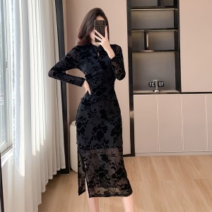 Realistic shooting of 2024 early autumn new style new Chinese high-end custom temperament jacquard cheongsam slimming dress 5986