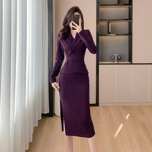 Real shot of a high-end small person with a tight waist and hips, fake two high and cold imperial style purple dresses, 5968