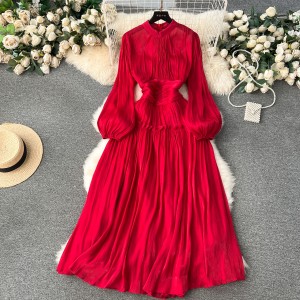 High end dress for women in early spring 2024, new style with a stand up collar, heart mechanism, pleated waist, long version, bubble sleeve dress