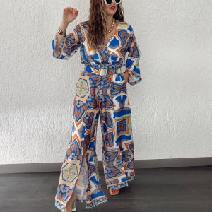 European and American Cross border Spot Women's Set 2024 New Fashionable Multi color Positioning Printed Top Split Wide Leg Pants Two Piece