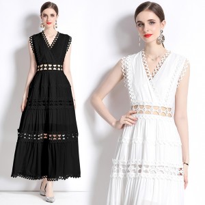 Real shot French temperament palace hollow embroidery V-neck slimming sleeveless dress in stock