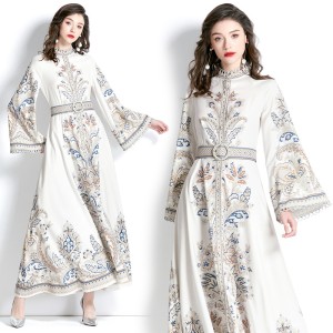 Spring new retro printed round neck flared sleeve dress for women's singles with large buttons and irregular pleated long skirt